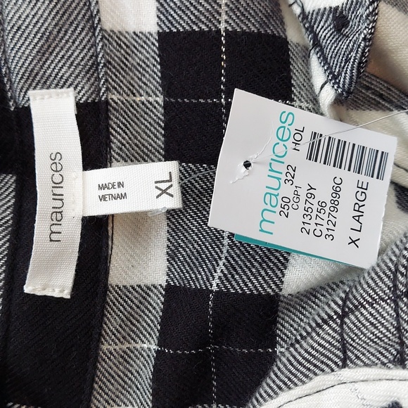 -🆕 Maurices Plaid Flannel XL Shirt Black White Silver Metallic Long Sleeve, NEW - Picture 5 of 9